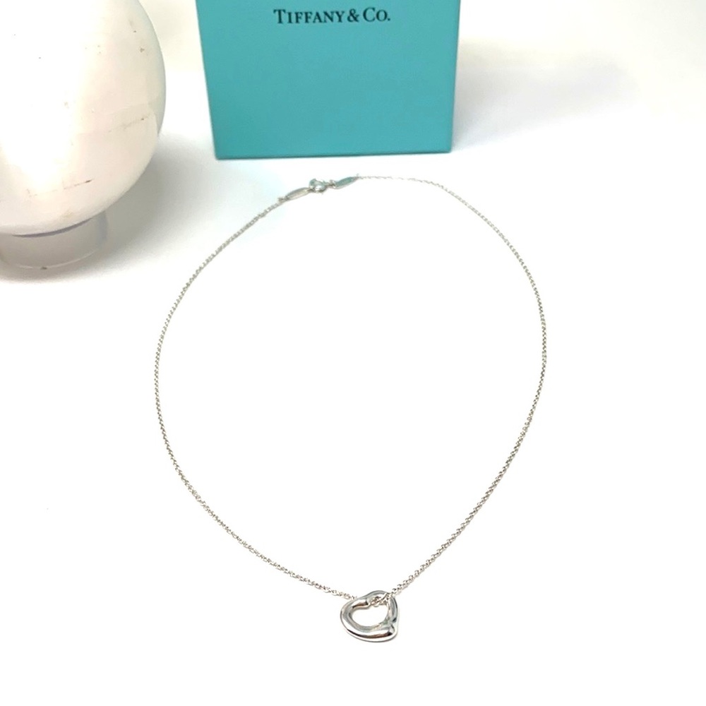 💯% Authentic Tiffany & CO. Elsa Peretti Mini Open Heart Pendant Necklace💕 - Picture 7 of 7